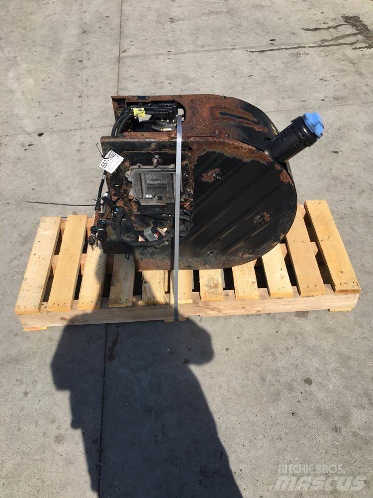 Volvo VNL 运输工具-其他