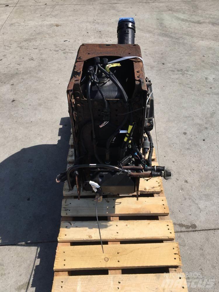 Volvo VNL 运输工具-其他