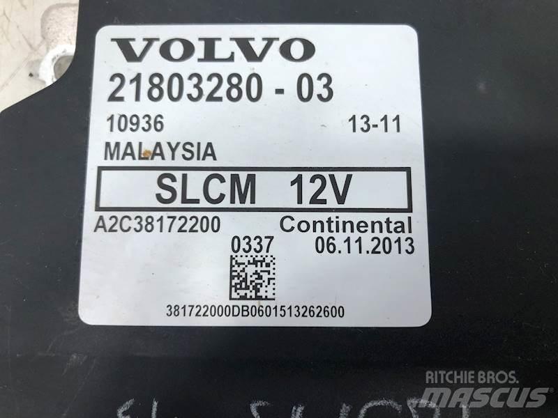 Volvo VNL 驾驶室与内部