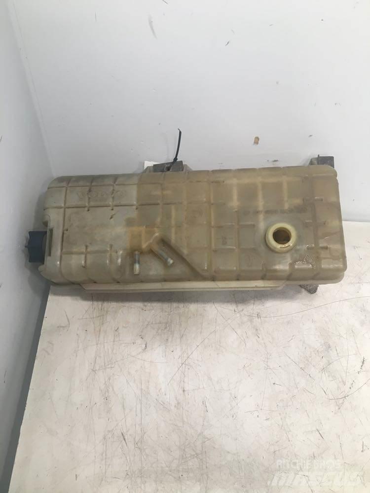 Volvo VNL 运输工具-其他