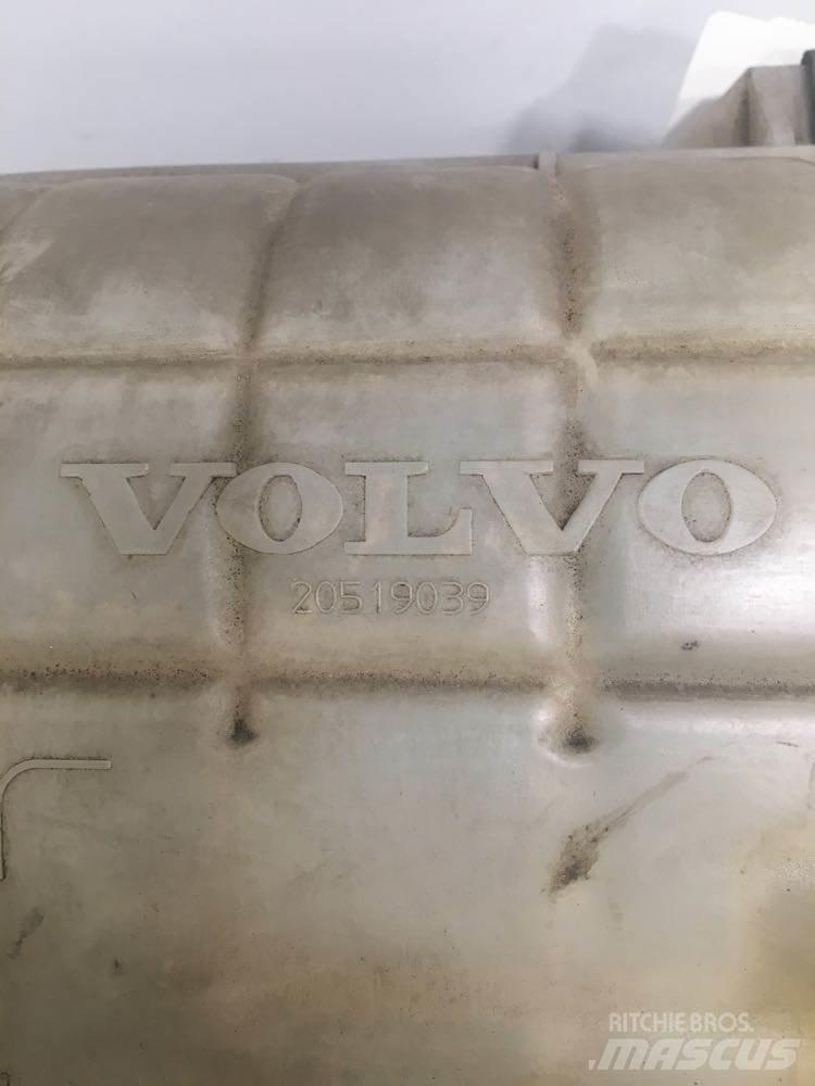 Volvo VNL 运输工具-其他