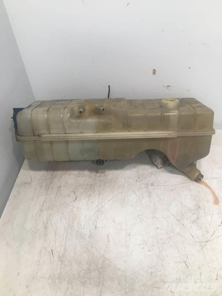 Volvo VNL 运输工具-其他
