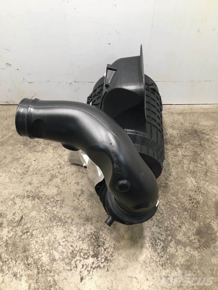 Volvo VNL 运输工具-其他