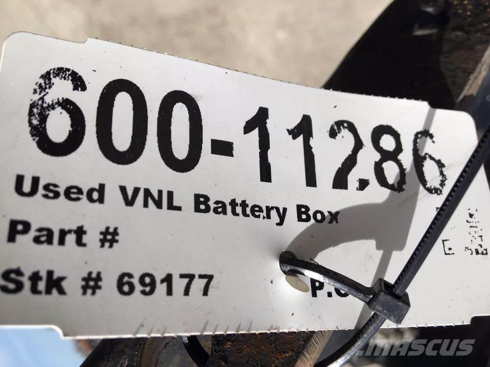 Volvo VNL 运输工具-其他