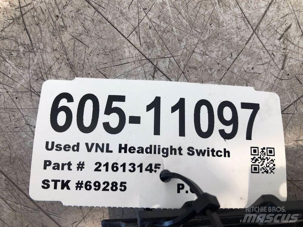 Volvo VNL 电子设备