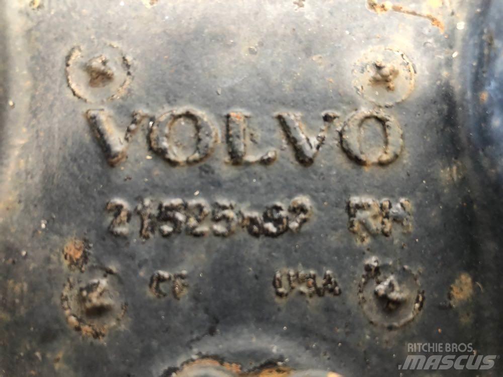 Volvo VNL 底盘和悬架