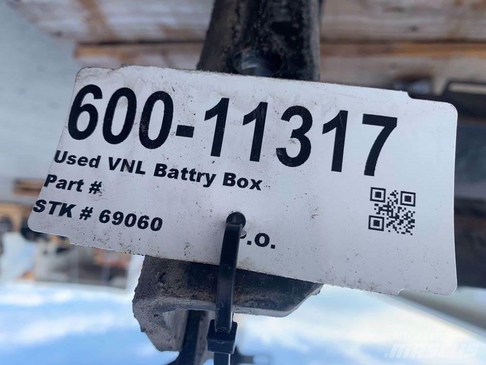 Volvo VNL 运输工具-其他