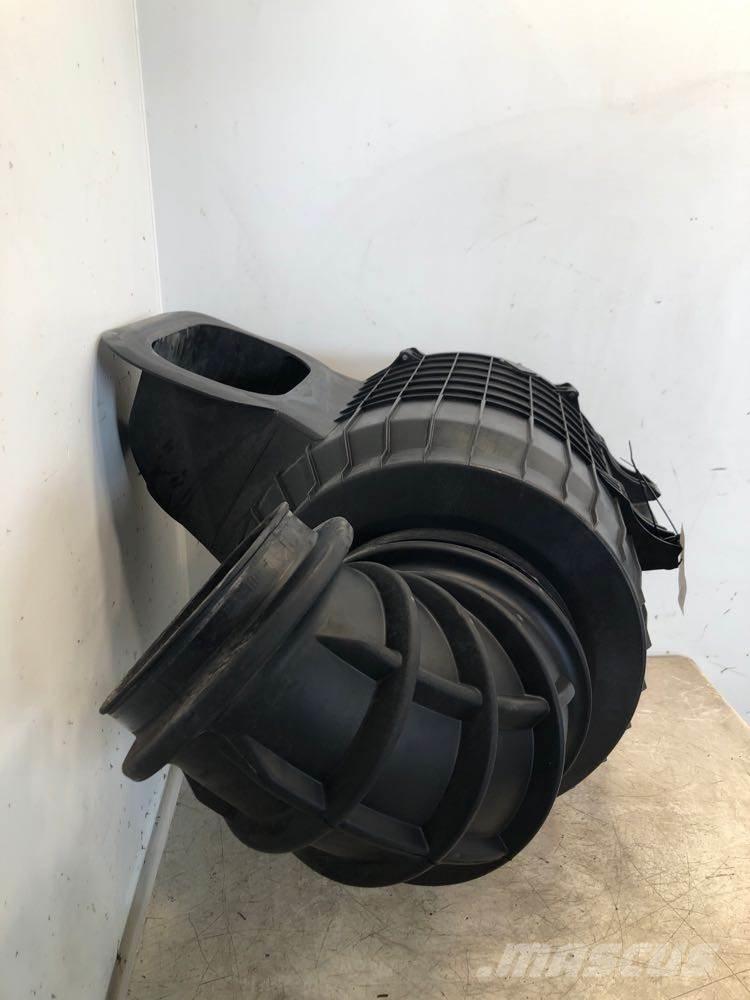 Volvo VNL 运输工具-其他