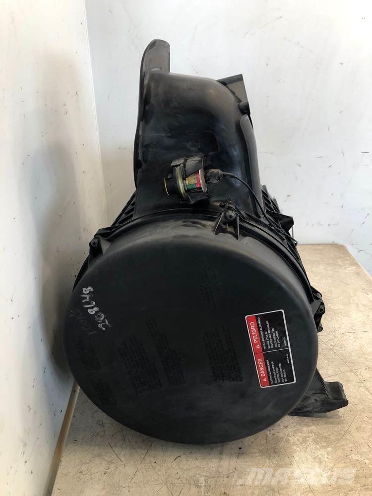 Volvo VNL 运输工具-其他
