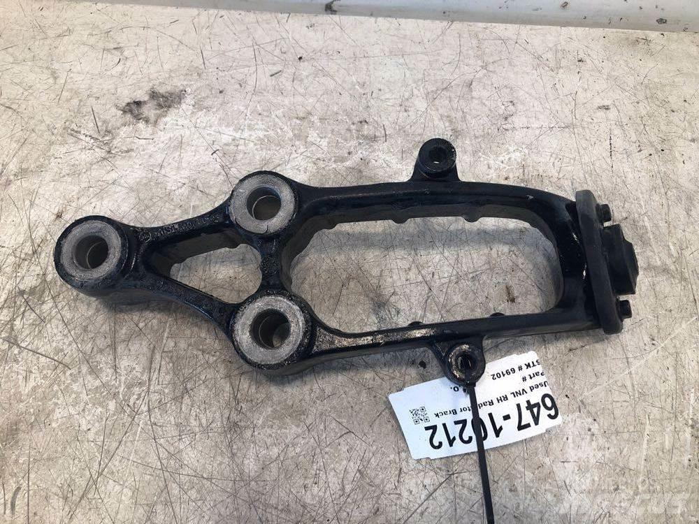 Volvo VNL 散热器
