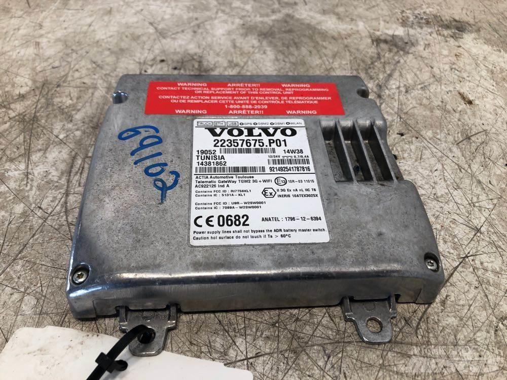 Volvo VNL 驾驶室与内部