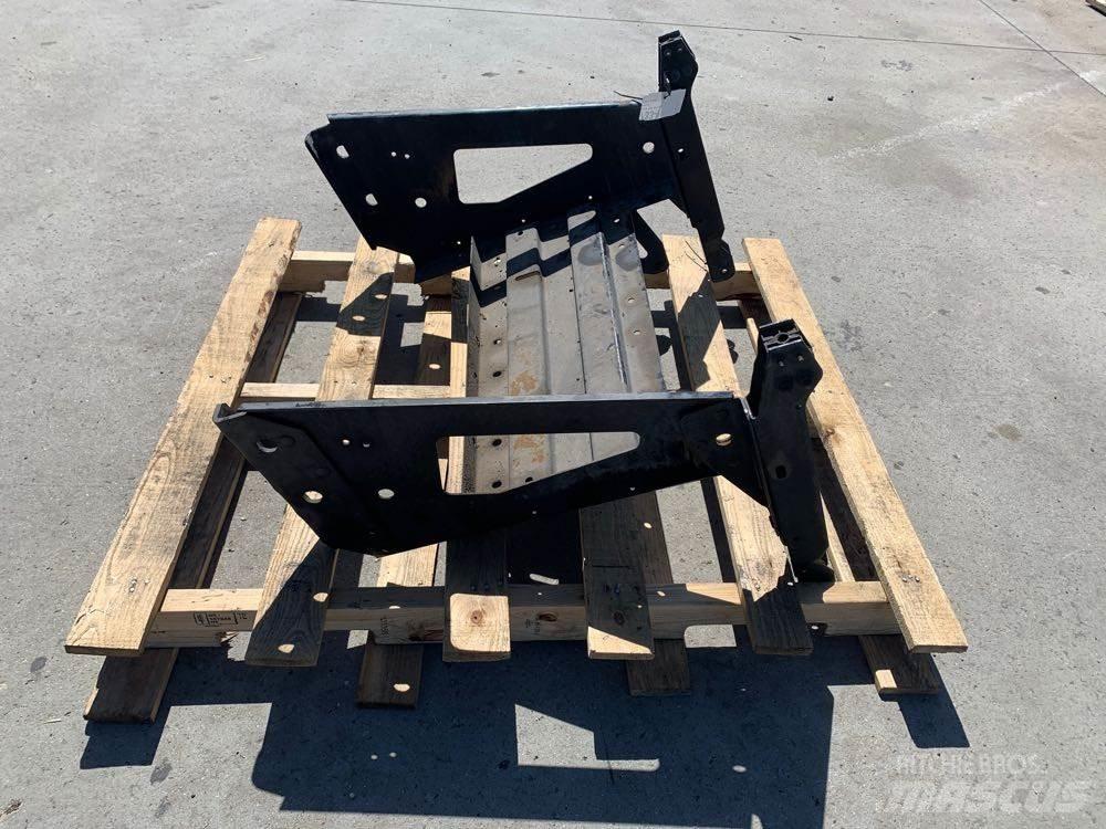 Volvo VNL 运输工具-其他