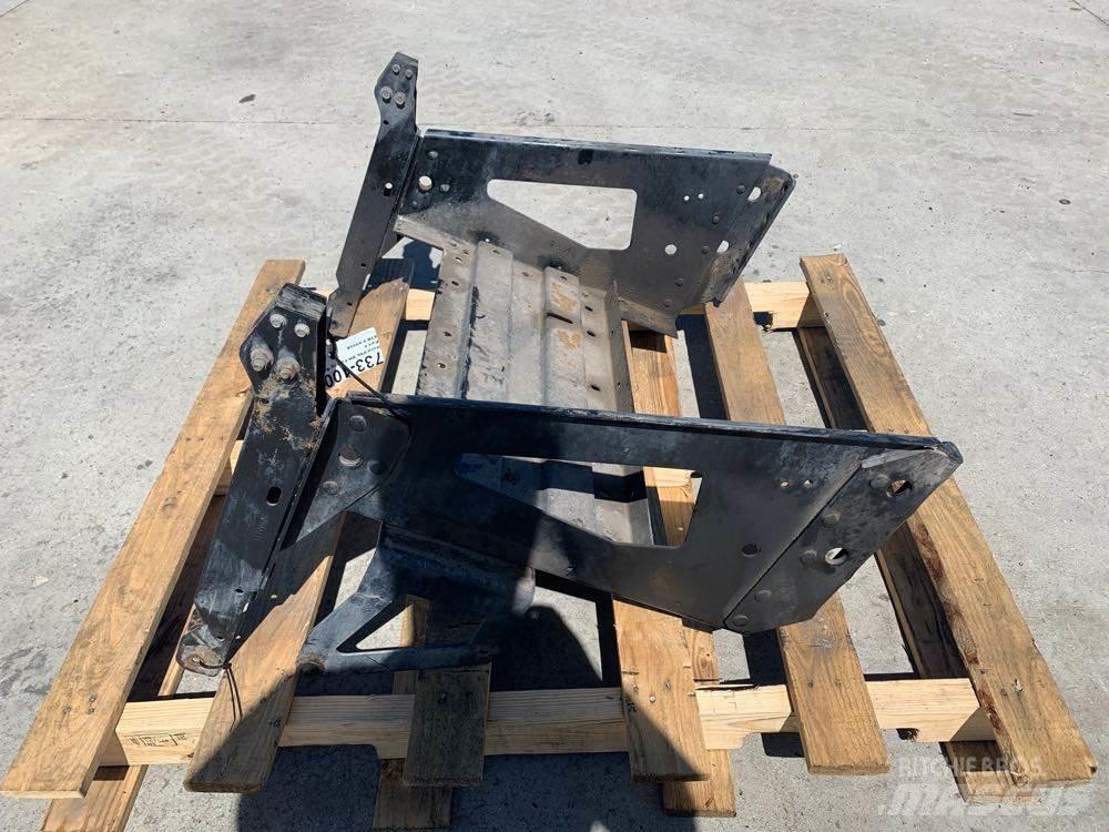 Volvo VNL 运输工具-其他
