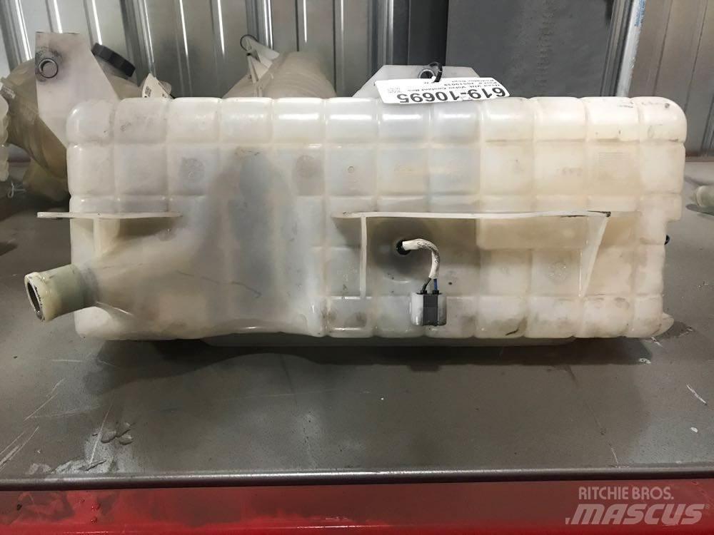 Volvo VNL 运输工具-其他