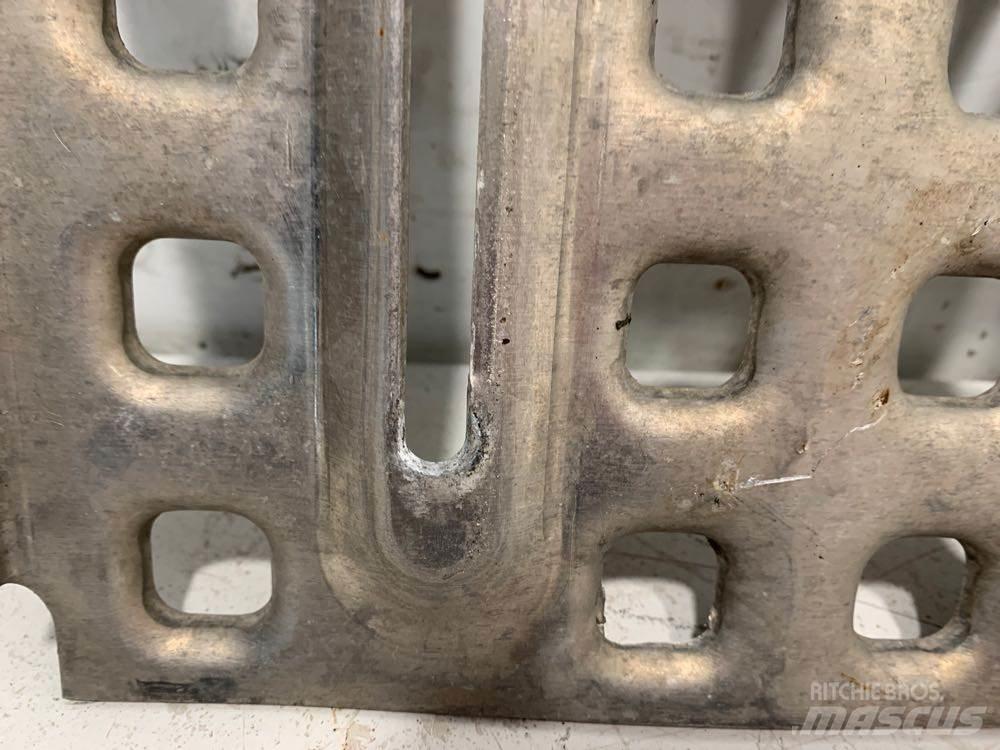 Volvo VNL 运输工具-其他