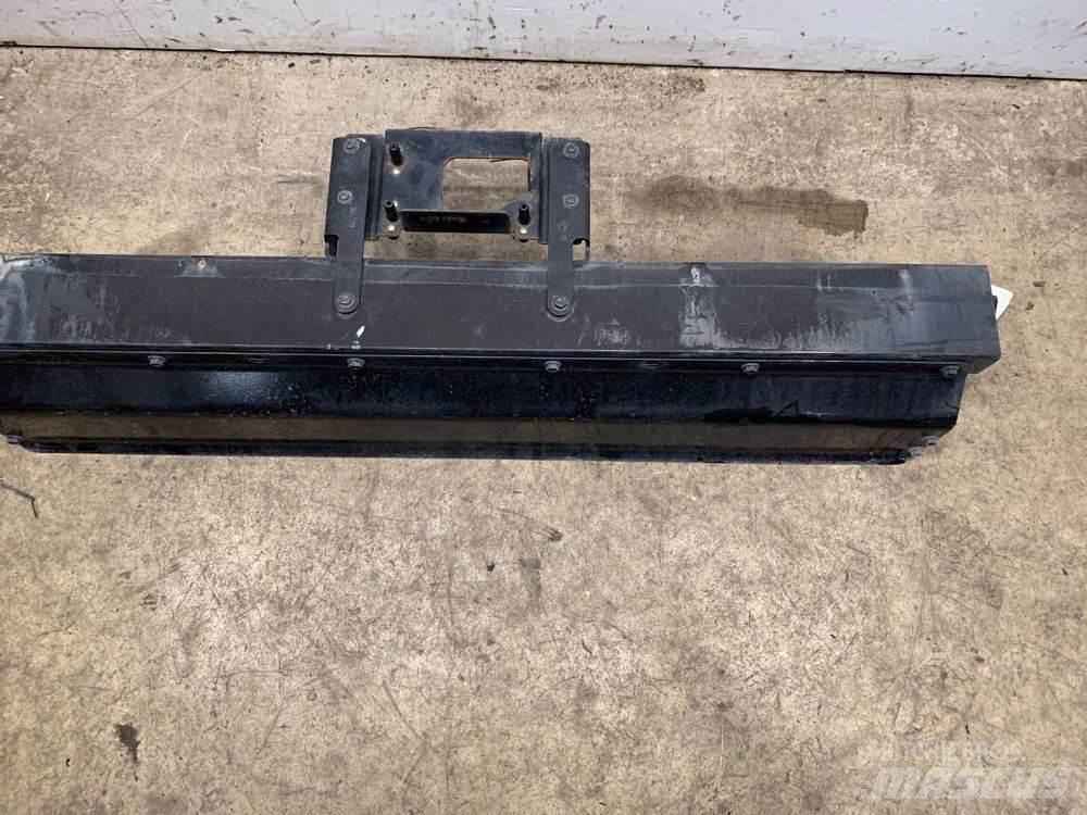 Volvo VNL 运输工具-其他