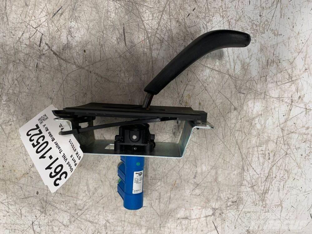 Volvo VNL 运输工具-其他