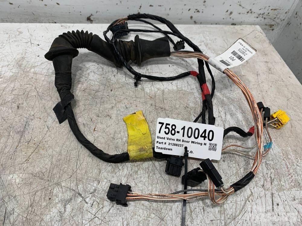 Volvo VNL 运输工具-其他