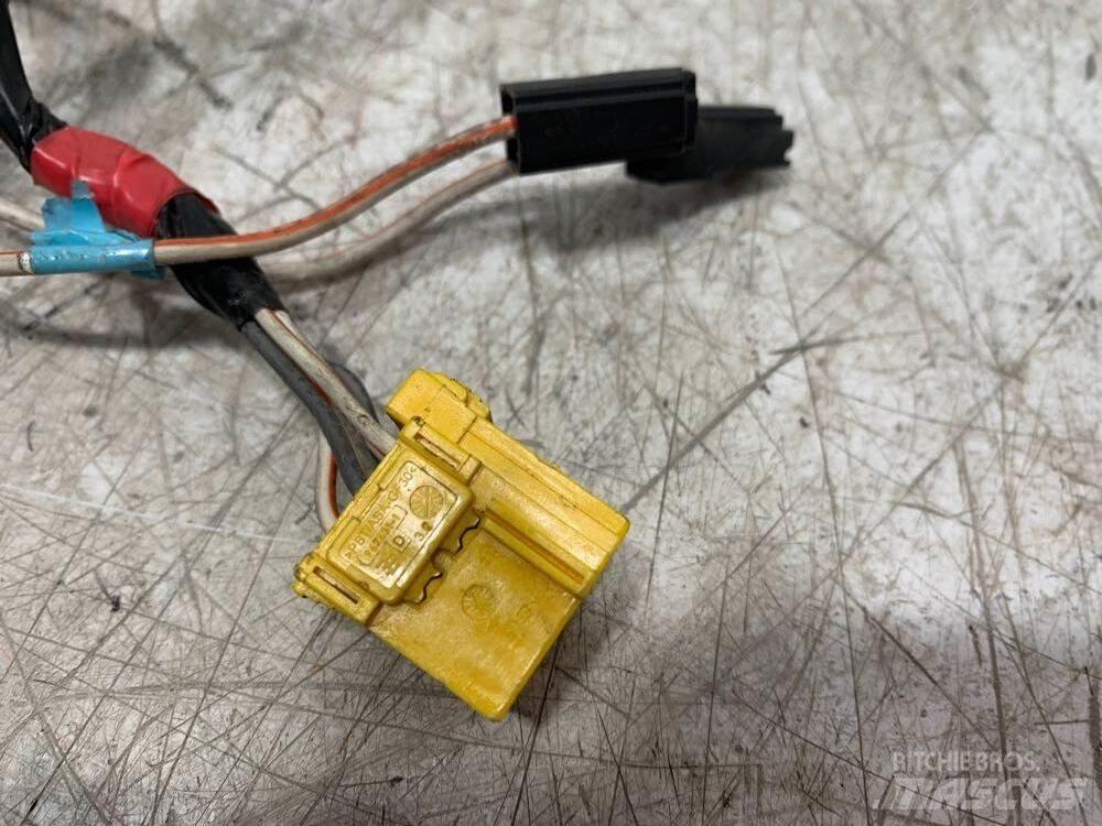 Volvo VNL 运输工具-其他