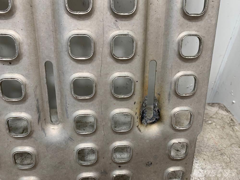 Volvo VNL 运输工具-其他