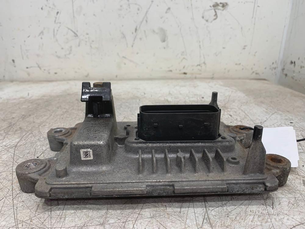 Volvo VNL 运输工具-其他