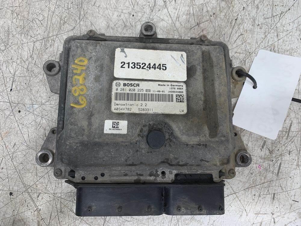 Volvo VNL 运输工具-其他