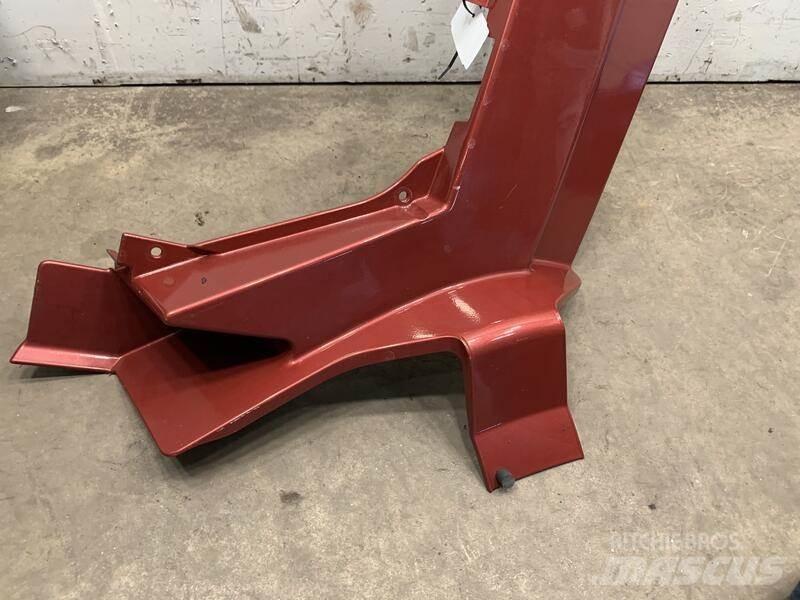 Volvo VNL 驾驶室与内部