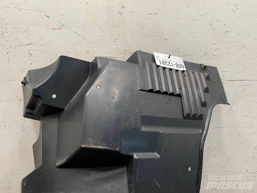 Volvo VNL 运输工具-其他