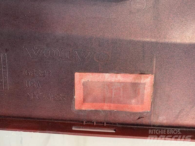 Volvo VNL 驾驶室与内部