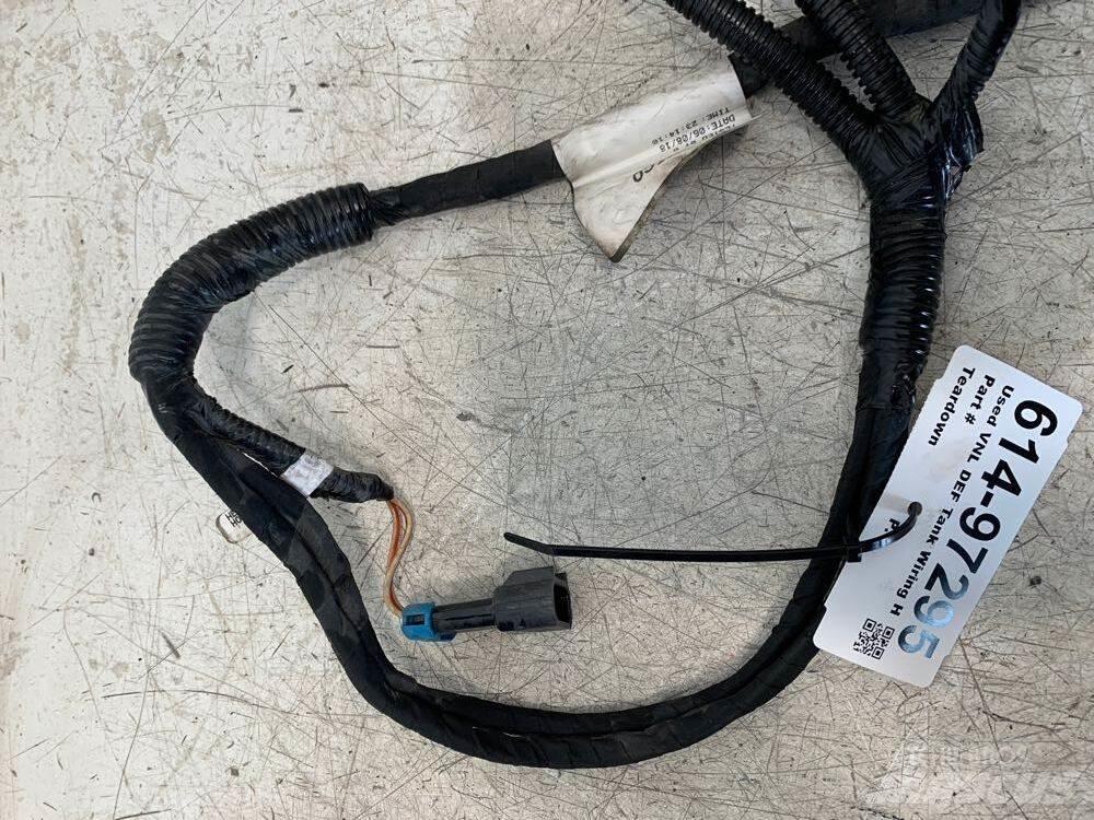 Volvo VNL 运输工具-其他