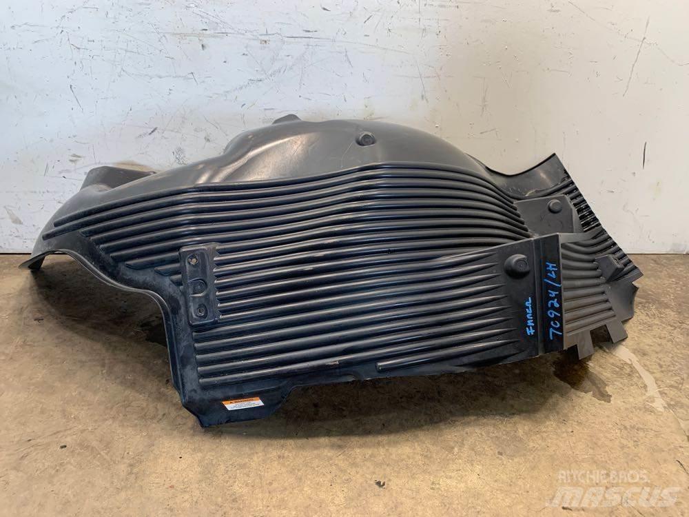 Volvo VNL 运输工具-其他