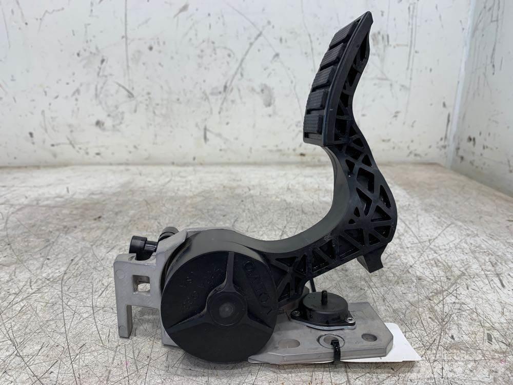 Volvo VNL 运输工具-其他