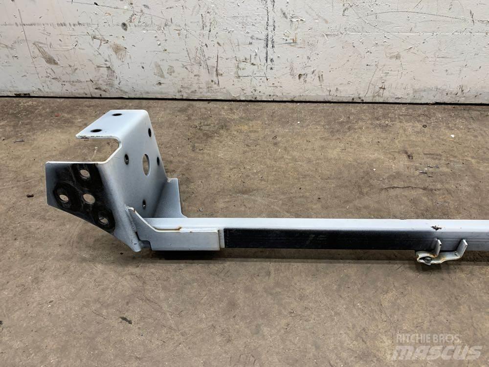 Volvo VNL 运输工具-其他