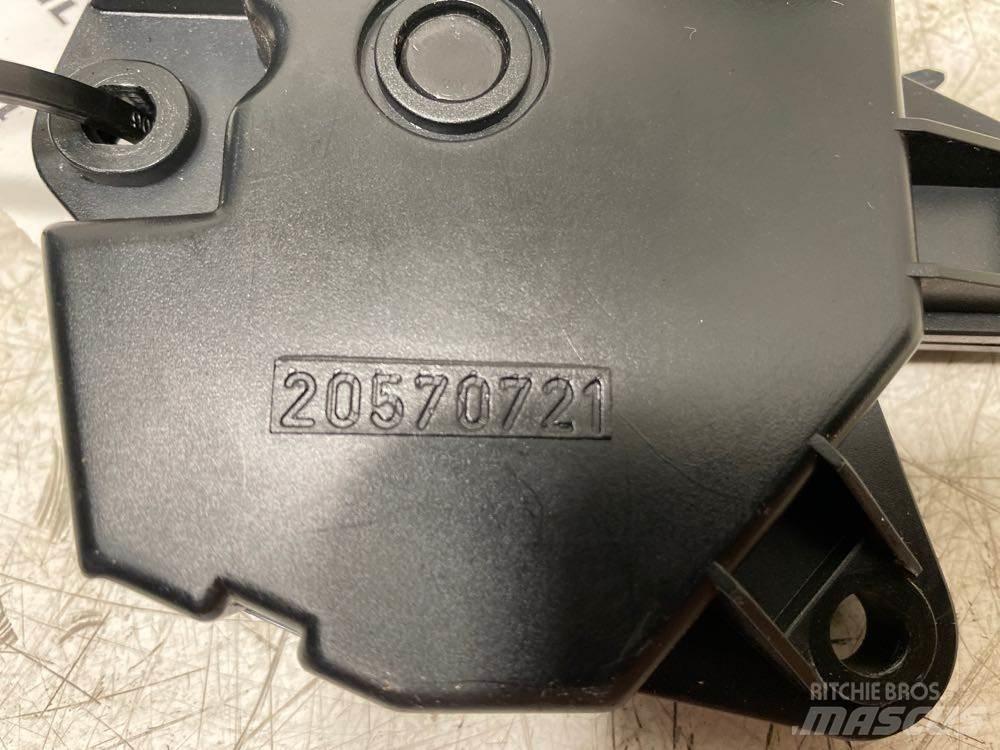Volvo VNL 运输工具-其他
