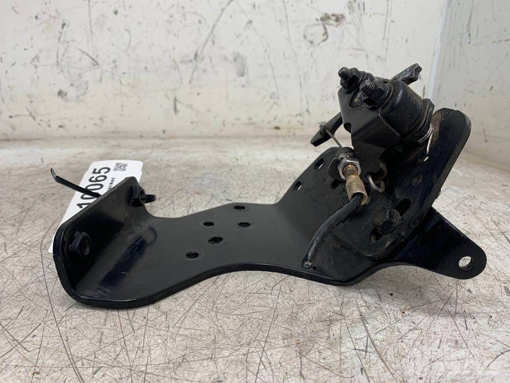 Volvo VNL 运输工具-其他