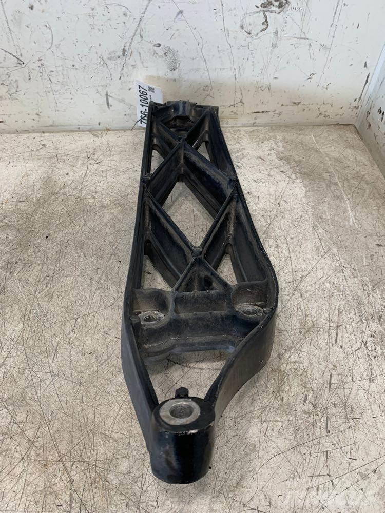 Volvo VNL 运输工具-其他