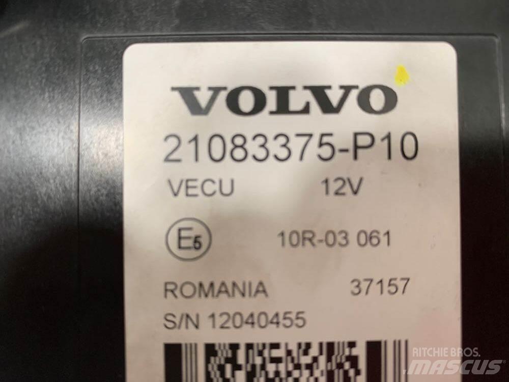 Volvo VNL 驾驶室与内部