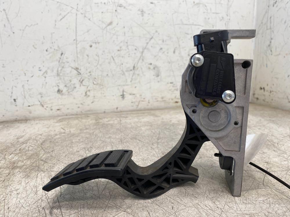 Volvo VNL 运输工具-其他