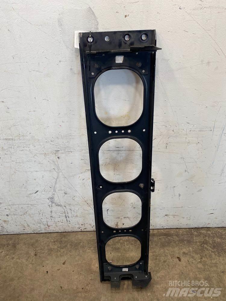 Volvo VNL 运输工具-其他