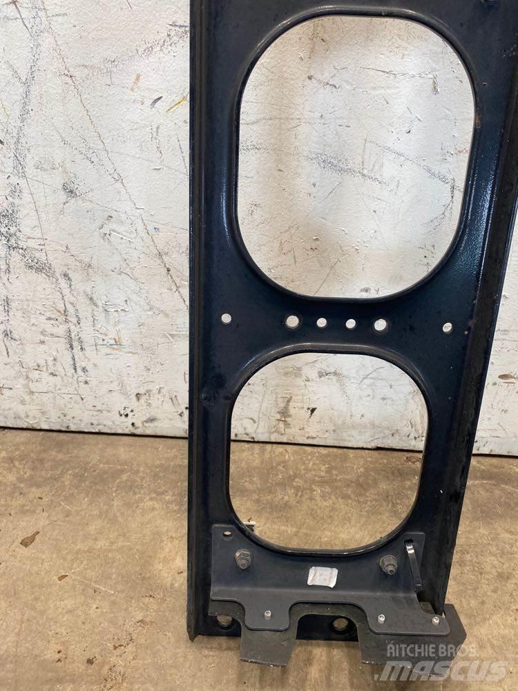 Volvo VNL 运输工具-其他