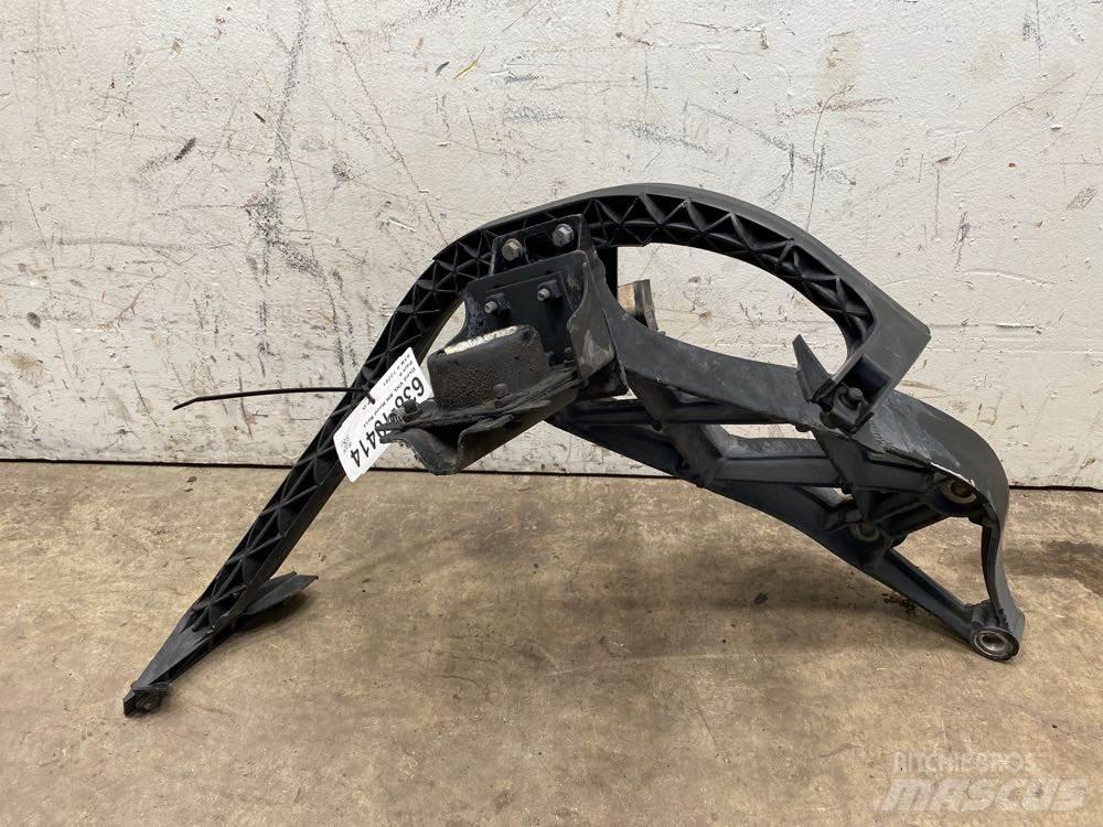 Volvo VNL 运输工具-其他
