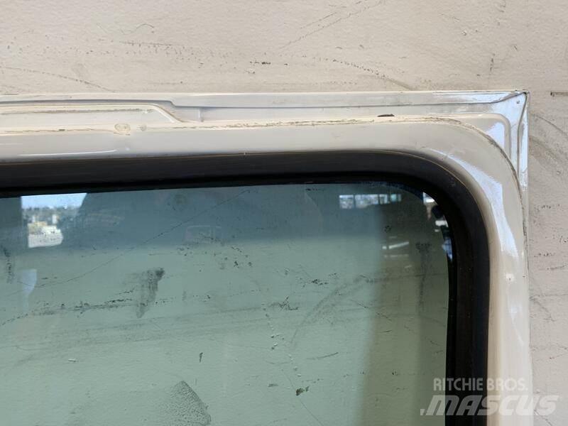 Volvo VNL 运输工具-其他