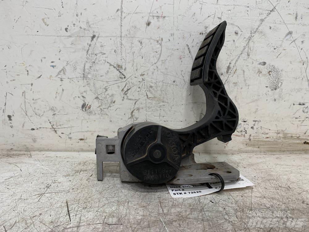 Volvo VNL 运输工具-其他