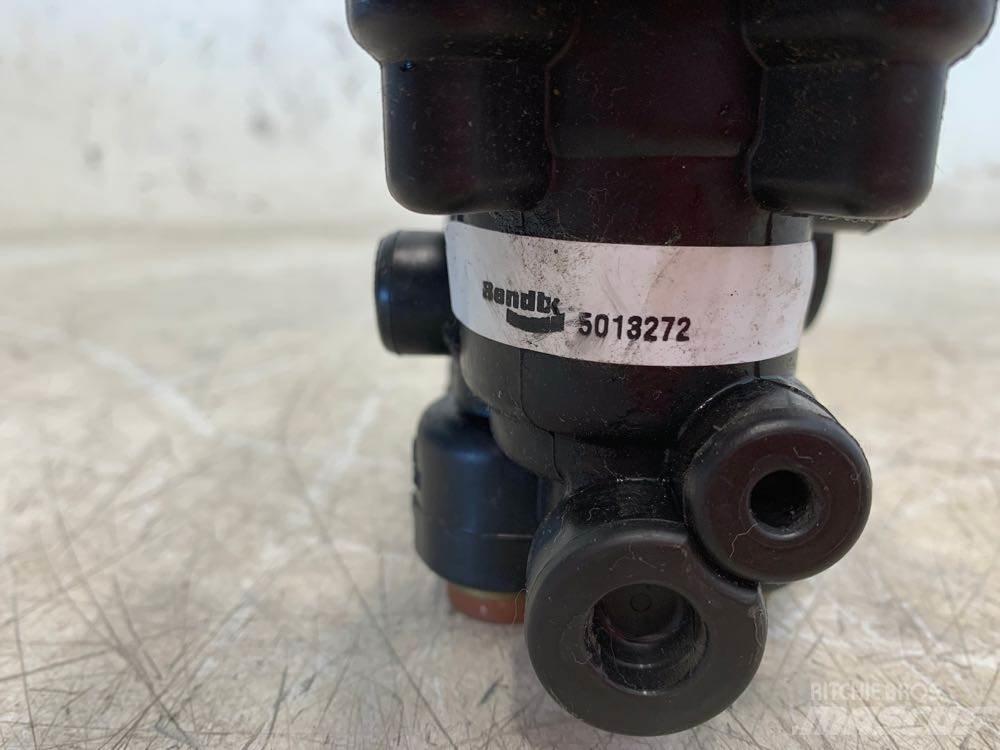 Volvo VNL 运输工具-其他