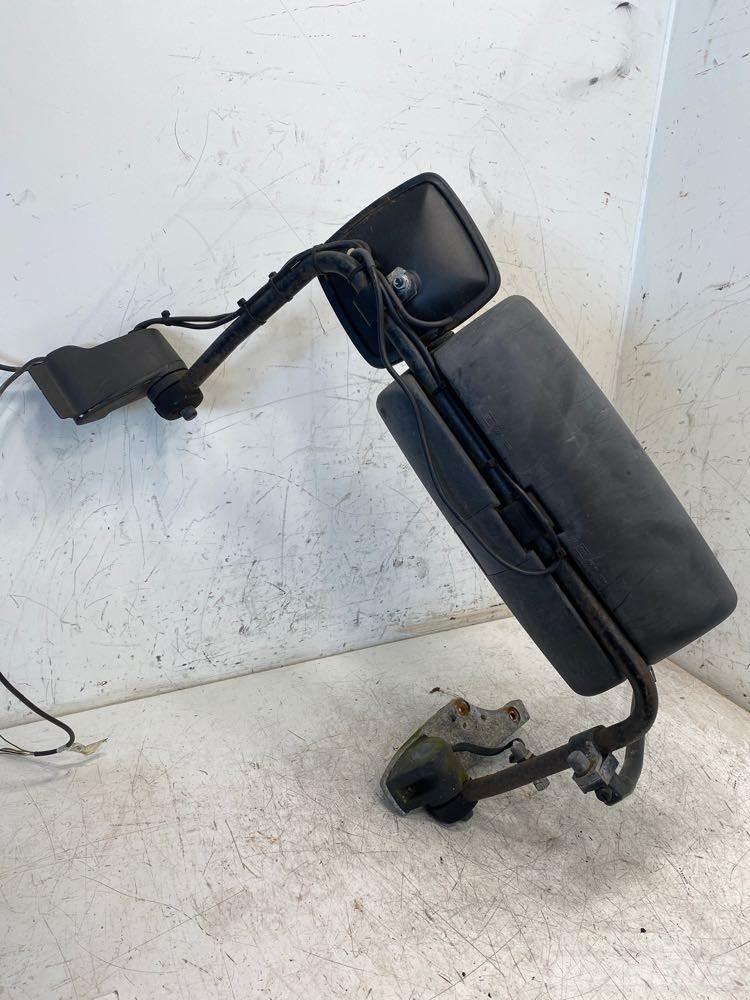 Volvo VNL 运输工具-其他