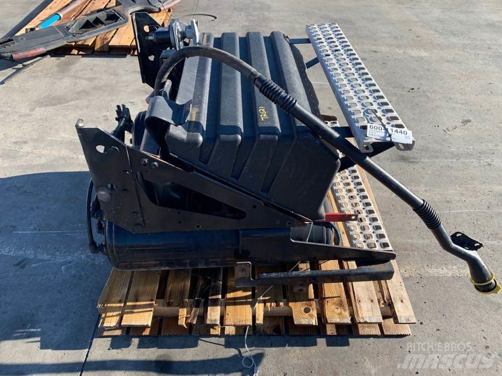 Volvo VNL 运输工具-其他