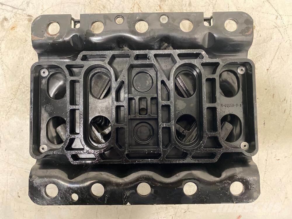 Volvo VNL 运输工具-其他