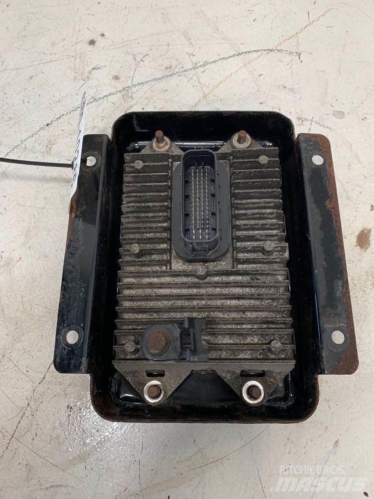 Volvo VNL 运输工具-其他