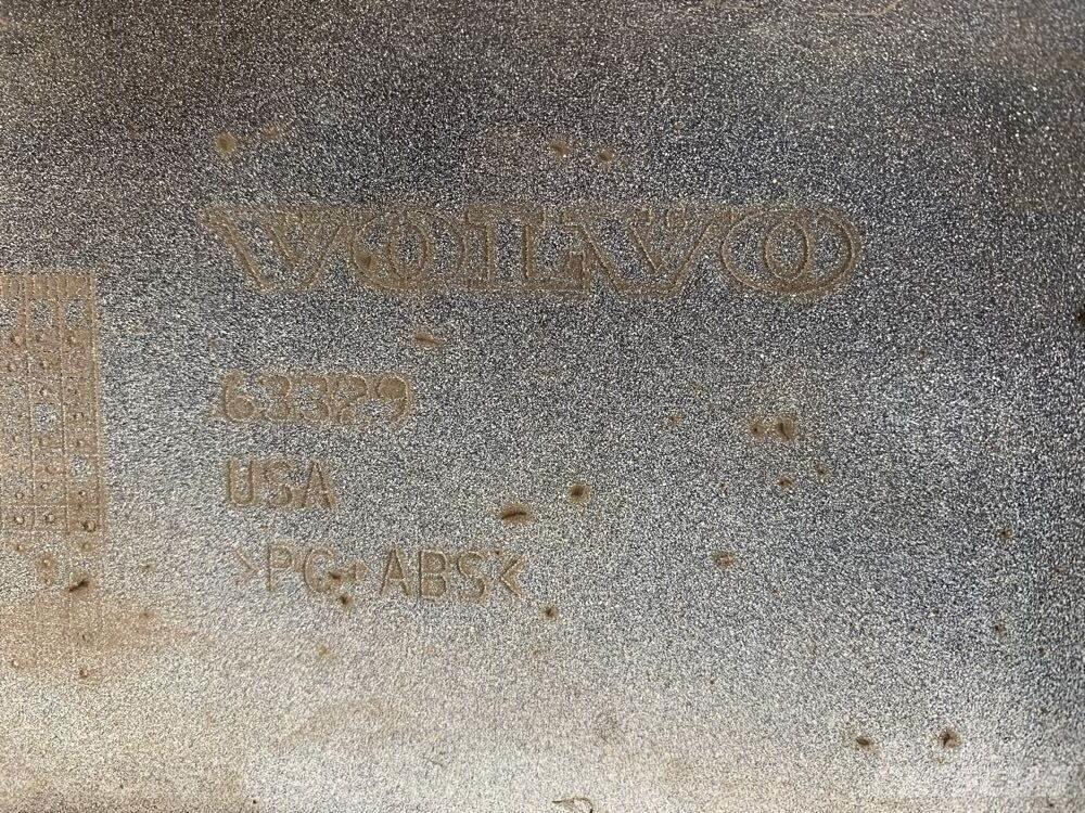 Volvo VNL 驾驶室与内部
