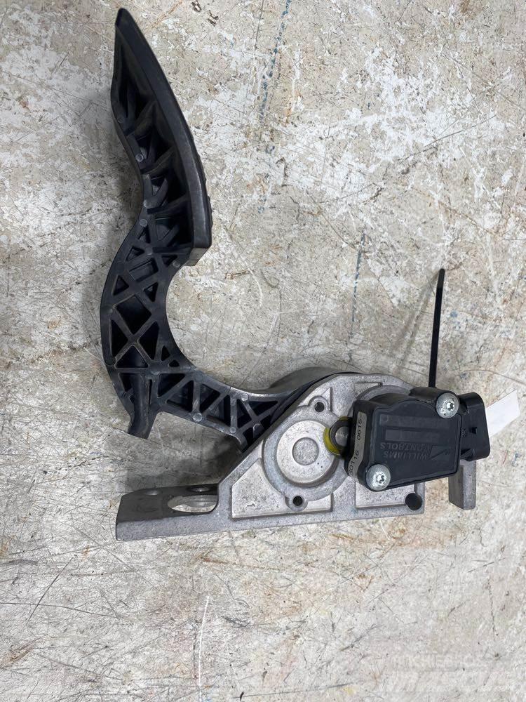 Volvo VNL 运输工具-其他